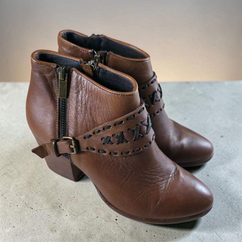 Sundance Brown Italian Leather Zip Ankle Boots Womens 37 / 6.5 - 7 Made in Italy